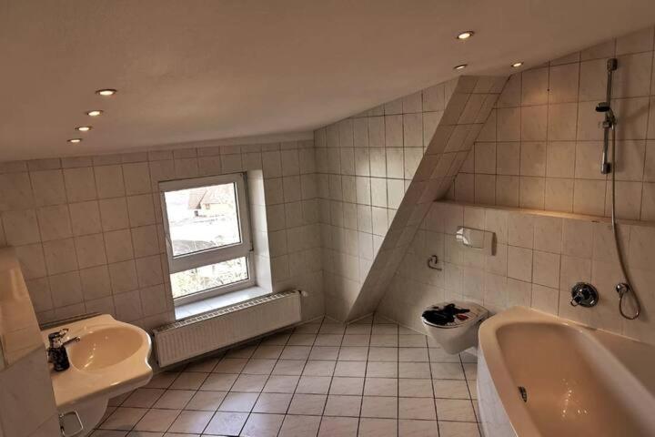 1 Zkb Dg - Direkt Am Kurpark - Zentrale Lage *